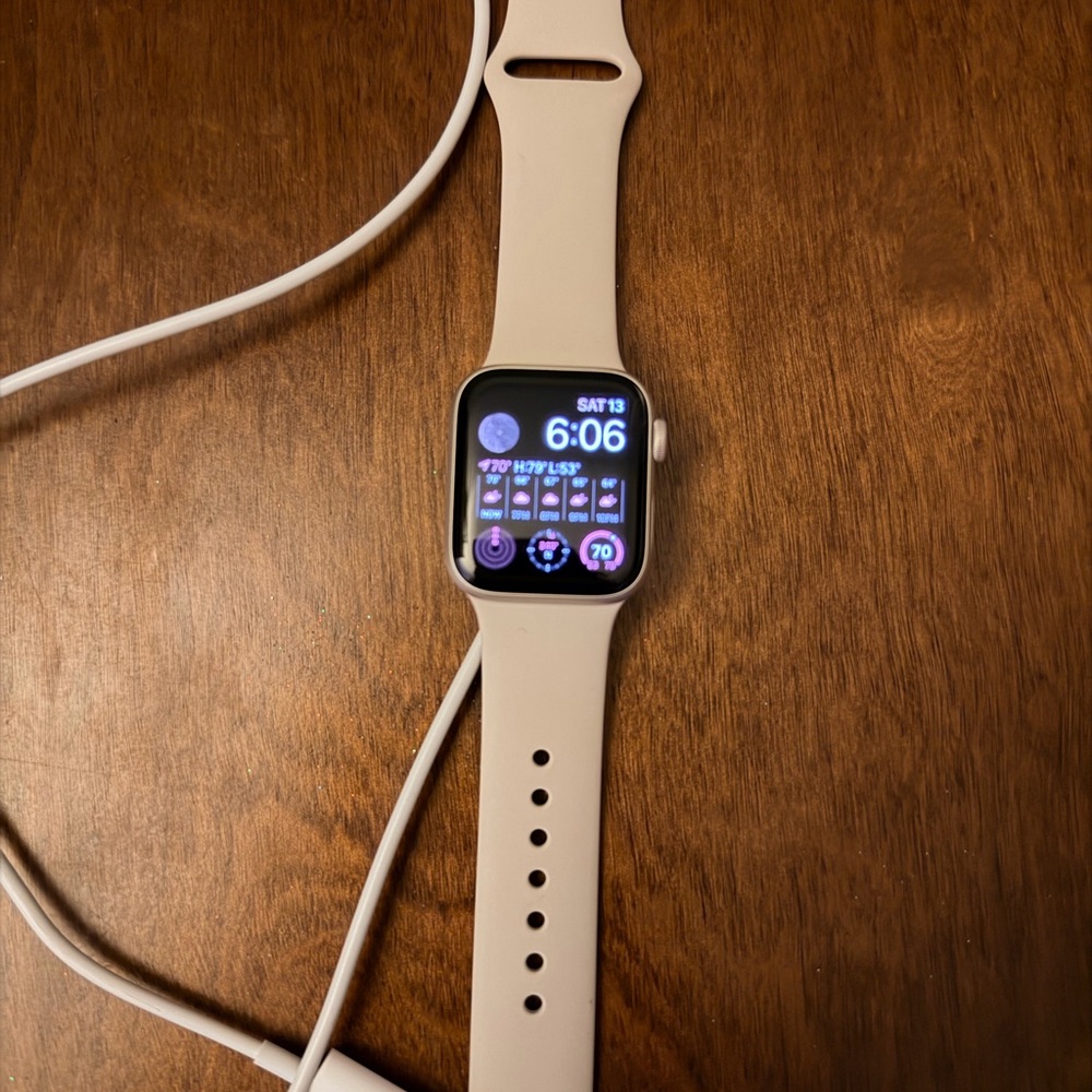 New without box Apple Watch SE
